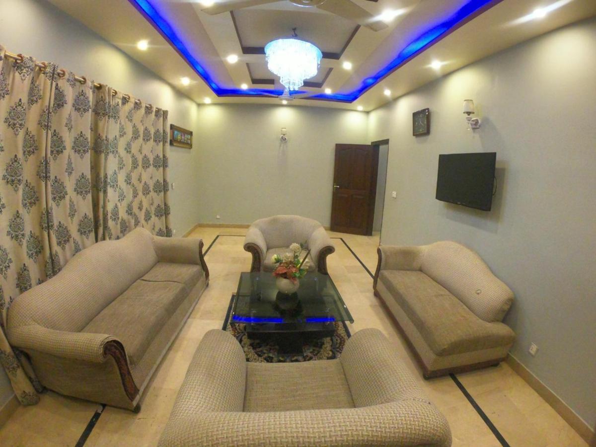 Seaview Guest House カラチ エクステリア 写真